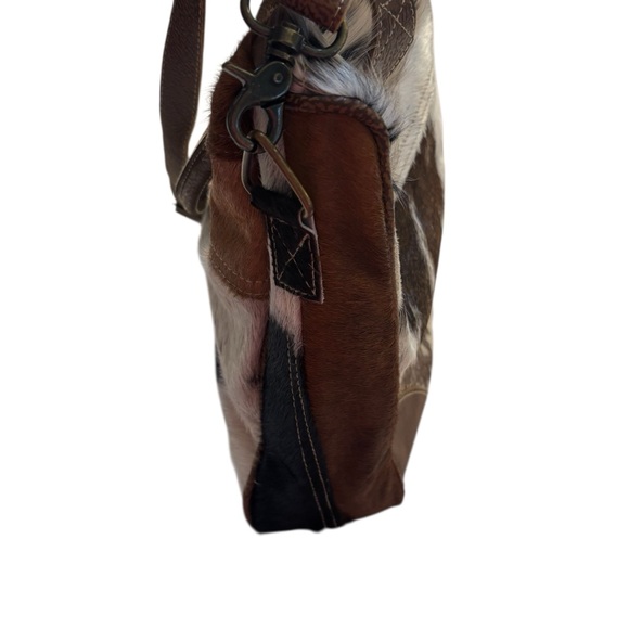 NEW Myra Bag Hyde Laptop Bag Hair-On Cowhide & Leather Brown White Tan Western - Picture 7 of 16